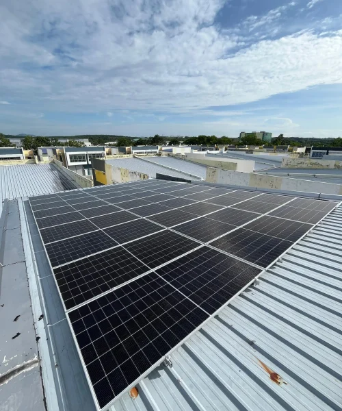 PEMASANGAN SOLAR